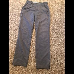 Men’s grey Under Armor golf pants 30x32